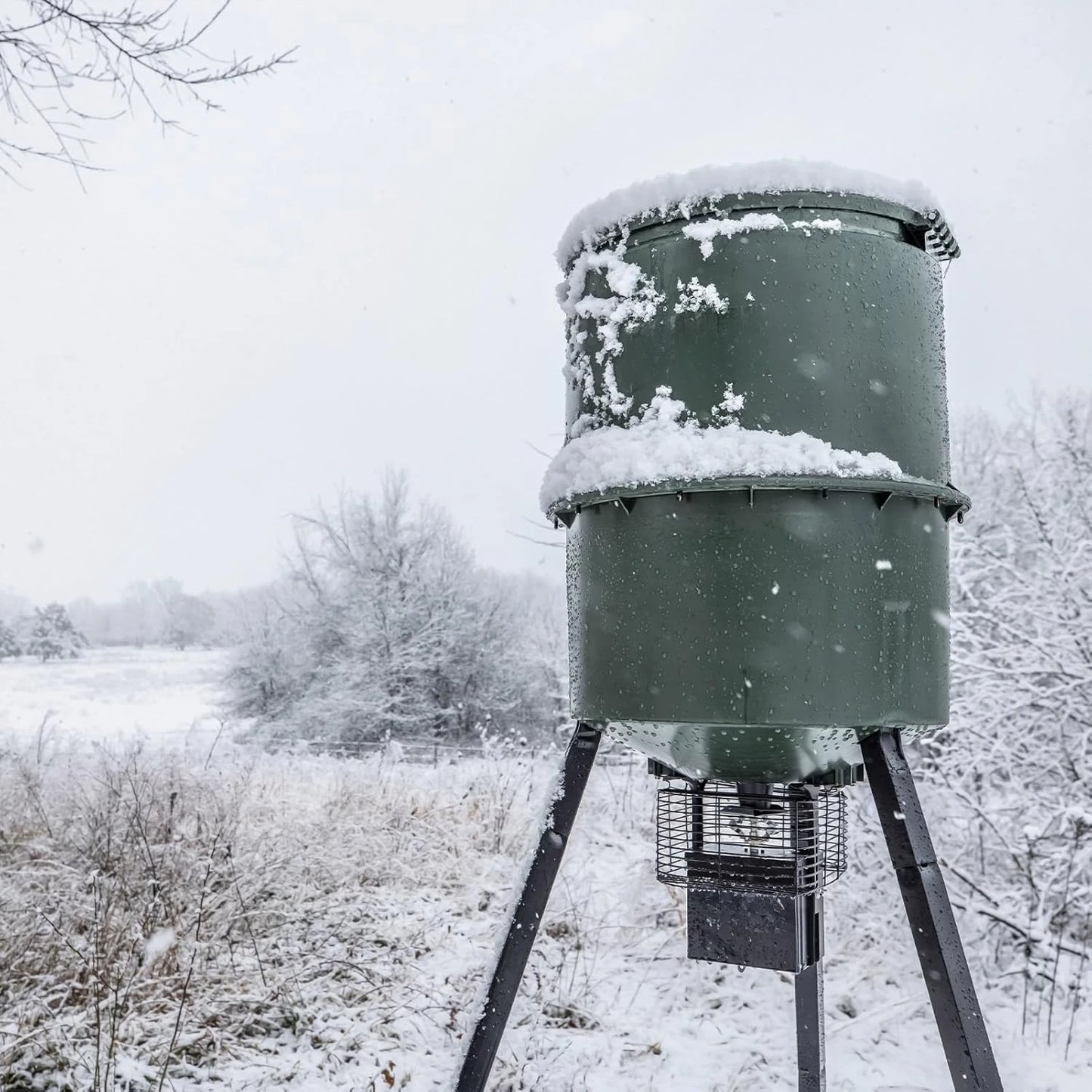 270lb Game Feeder with Digital Timer Durable Varmint-  50-feet Radius