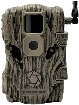 Trail Camera (Verizon, 4-Pack) Bundle with 32GB SD Card (4-Pack) and Card Reader